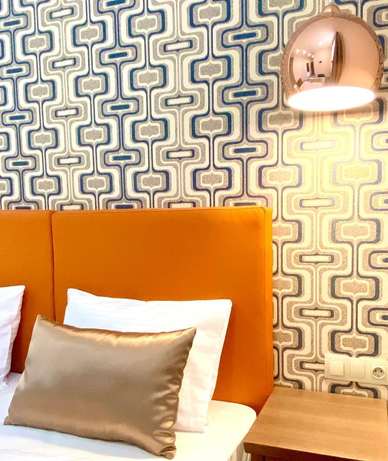 Hotel Borostyán Panzió Kaposvár Esterno foto