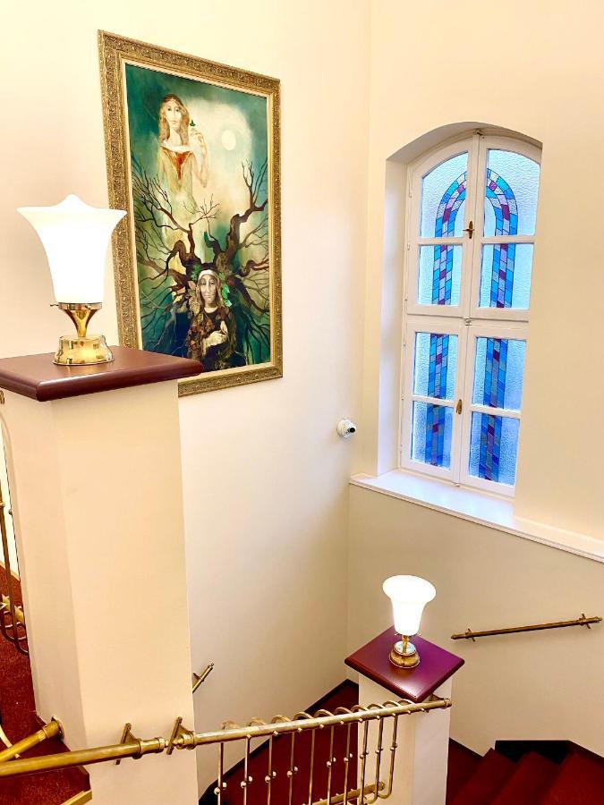 Hotel Borostyán Panzió Kaposvár Esterno foto