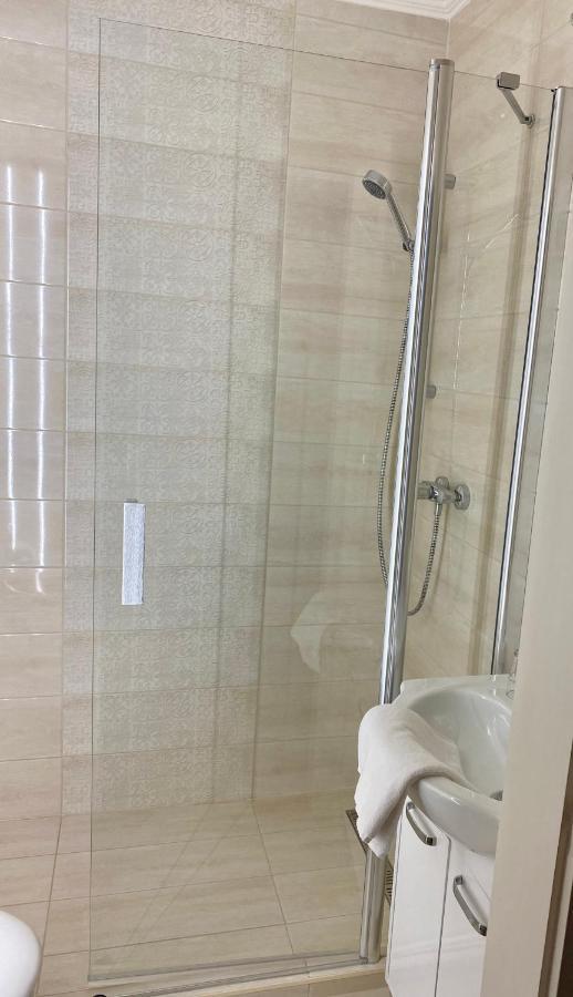 Hotel Borostyán Panzió Kaposvár Esterno foto